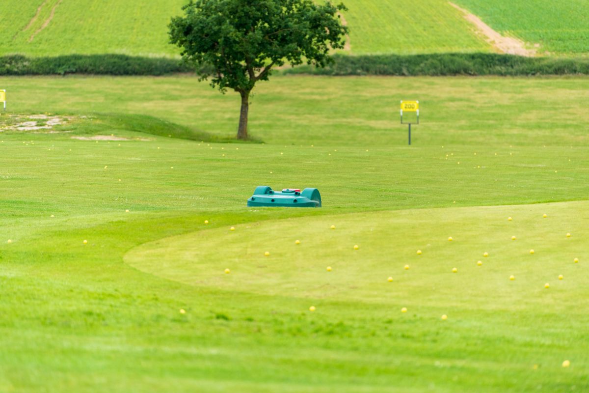 Profesionálny lokálny servis robotických kosačiek Belrobotics
