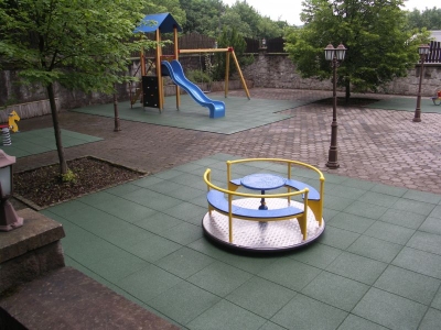 Gumová dlažba Hotel Bankov