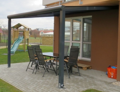 altánok na zemných skrutkách