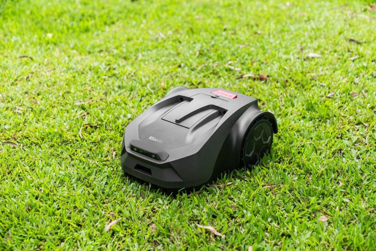 Robotická kosačka iGarden R35 do 800m²