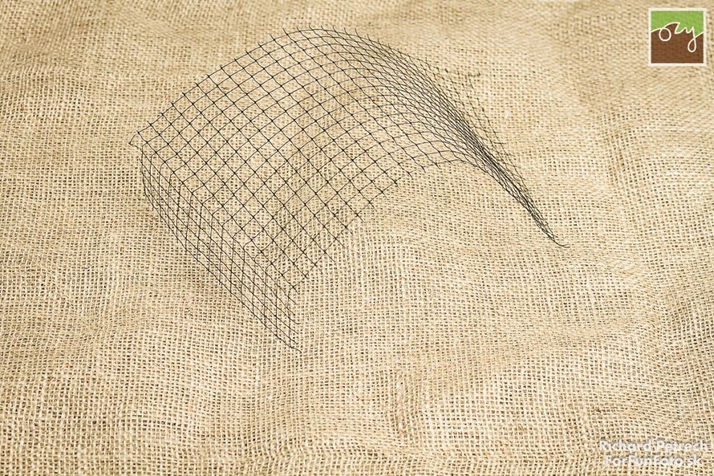 Sieťka proti krtkom čierna 25g/m2 | 1,5x25m | 37,5m2