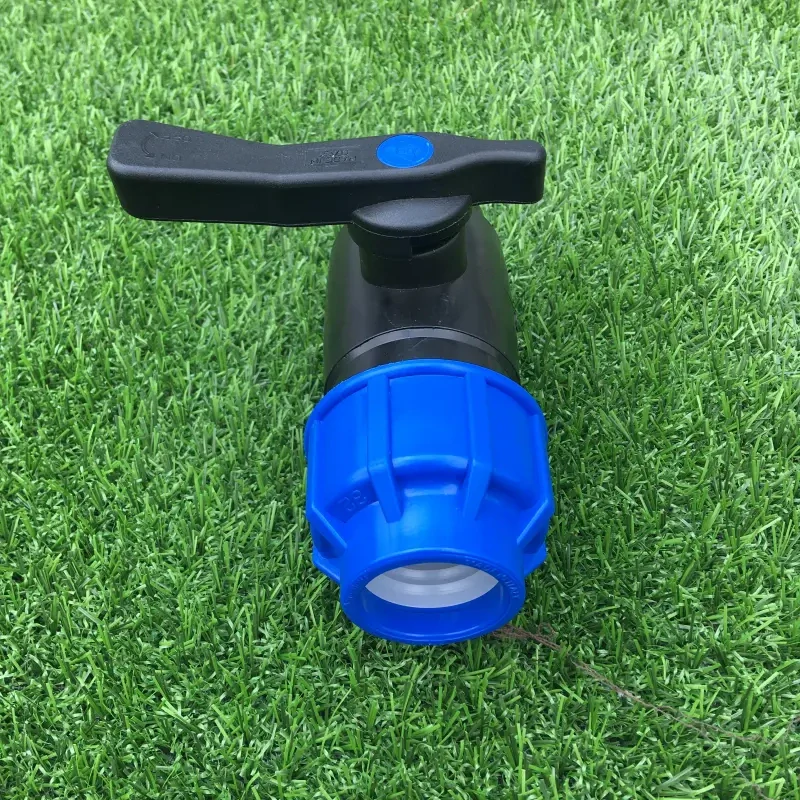 Plastový guľový ventil 32mm x 1" VNZ