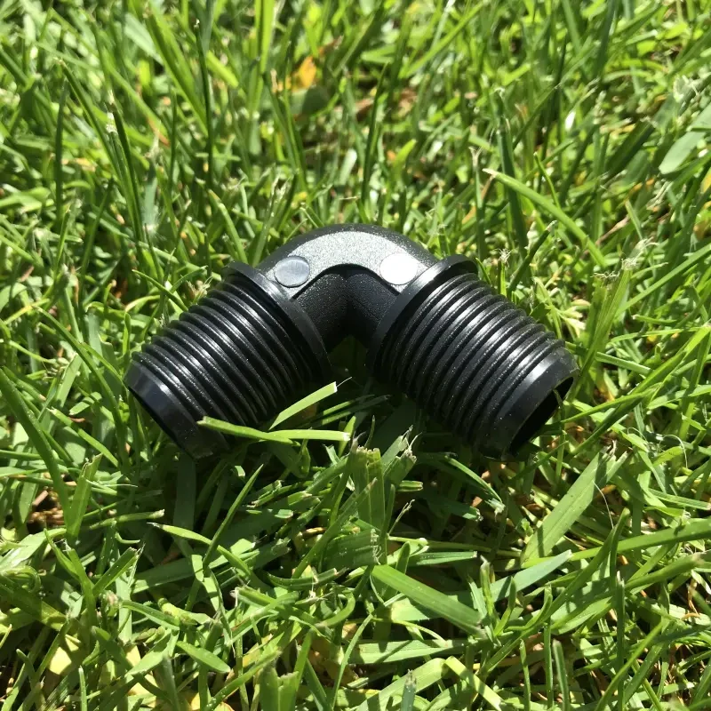 Plastové koleno 1/2" VOZ