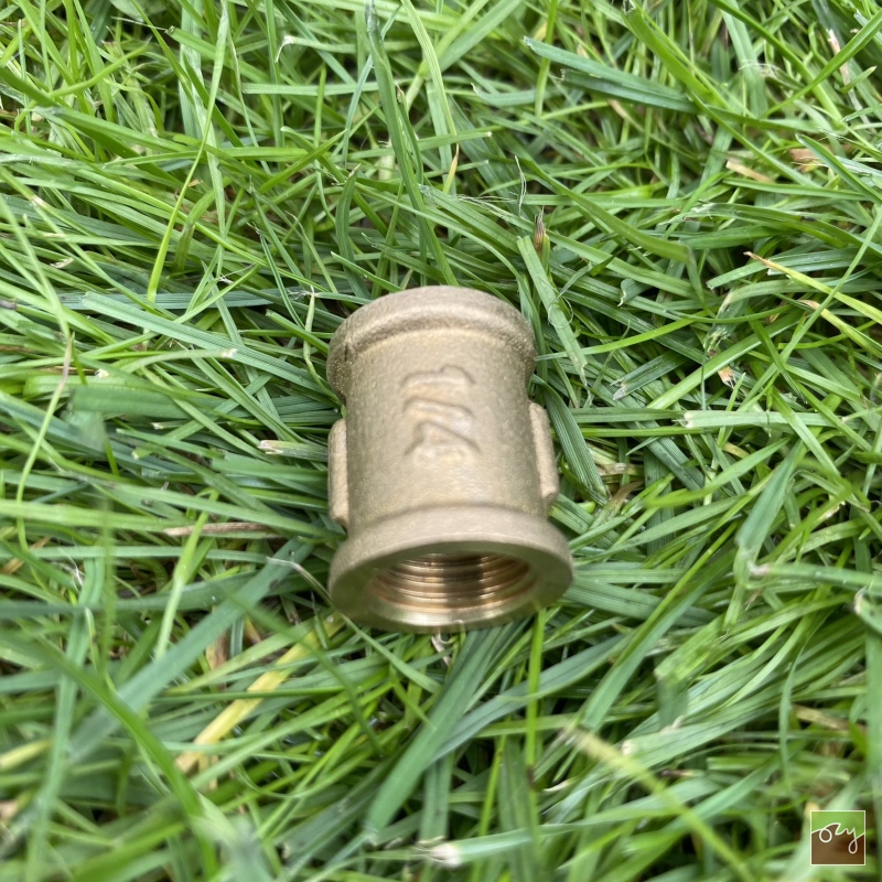 Mosadzná spojka 1/4" VNZ - 1/4" VNZ