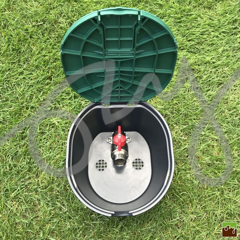 Vodná zásuvka s kohútikom 3/4"