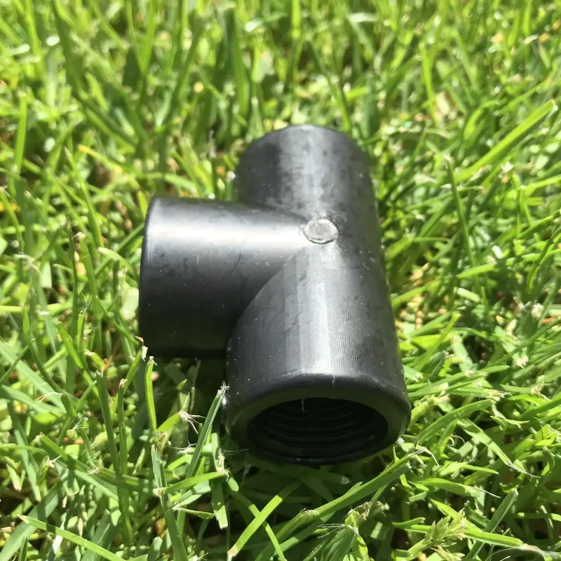 Plastový T-kus 1" VNZ