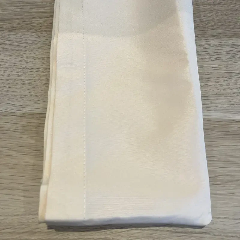 Slonovinová látka na tieniace plachty 140g/m2 | šírka 146cm | rezaná po 1bm