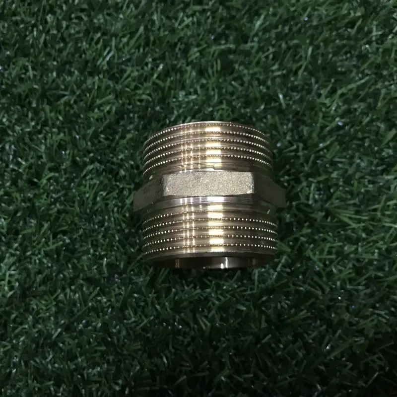 Mosadzná spojka 5/4" VOZ - 5/4" VOZ
