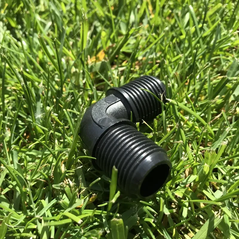 Plastové koleno 1/2" VOZ