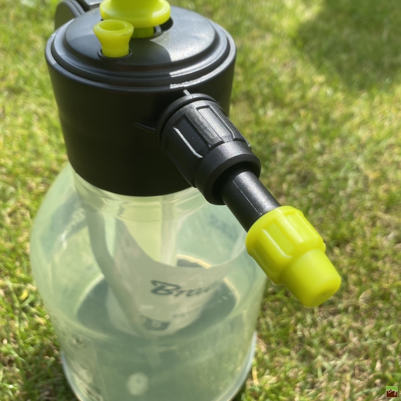Ručný tlakový postrekovač AQUA SPRAY 1,5l