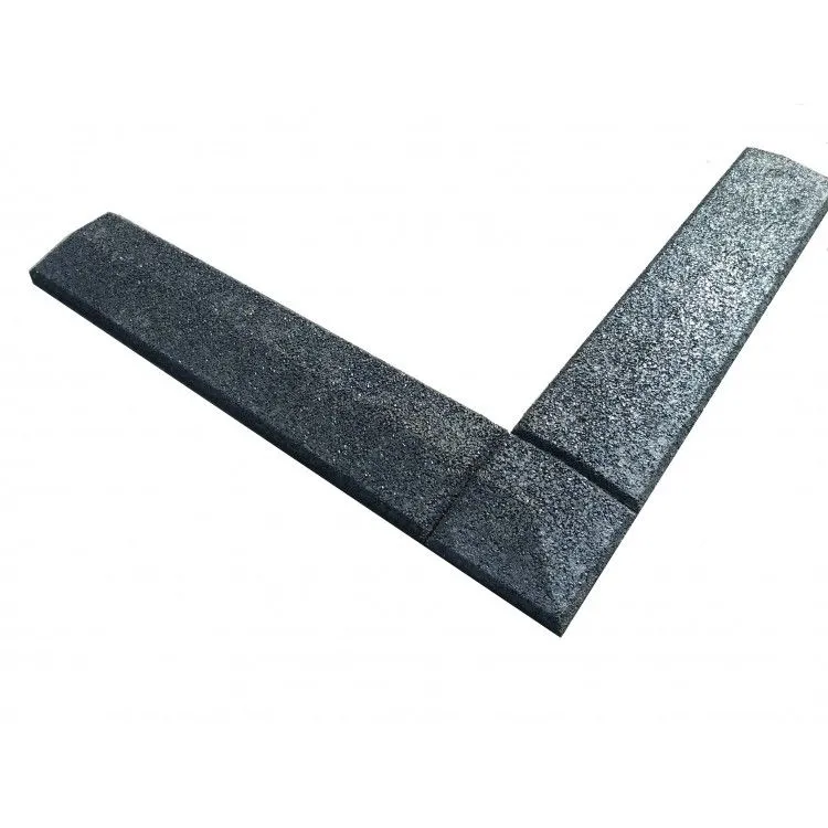 Gumová nábehová hrana rohová - zelená