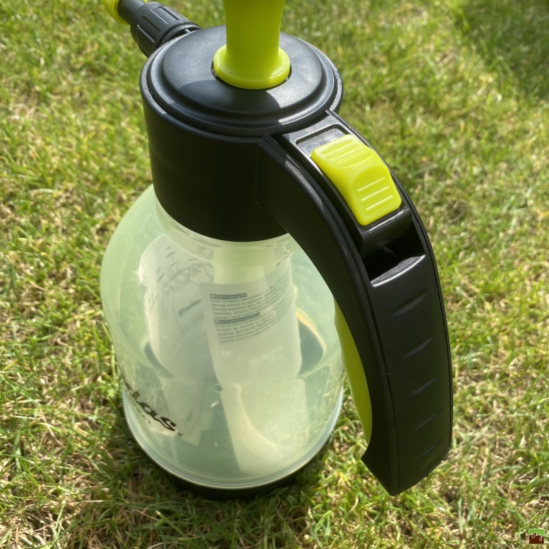 Ručný tlakový postrekovač AQUA SPRAY 1,5l