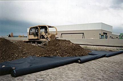 Tkaná agrotextília čierna 130g/m2 | 2,1x25m | 52,5m2
