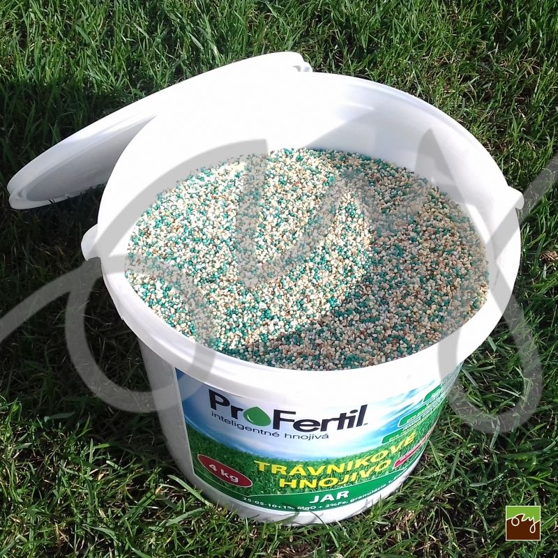 Trávnikové hnojivo JAR 25-05-10+2Fe+1MgO 5-6 mesačné (4kg)