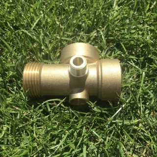 Mosadzná 5-cestná tvarovka 82mm