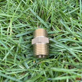 Mosadzná spojka 1/4" VOZ - 1/4" VOZ