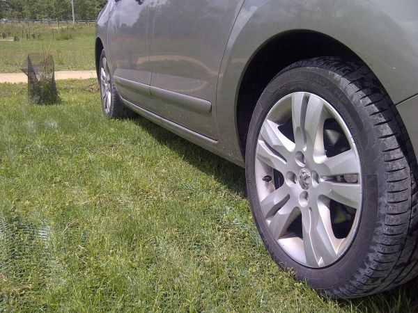 parkovanie na zatrávňovacej rohoži grassroll extra