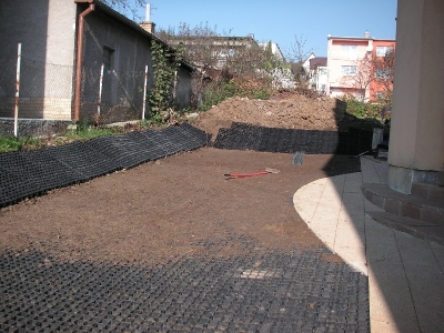 zelené parkovanie rodinný dom